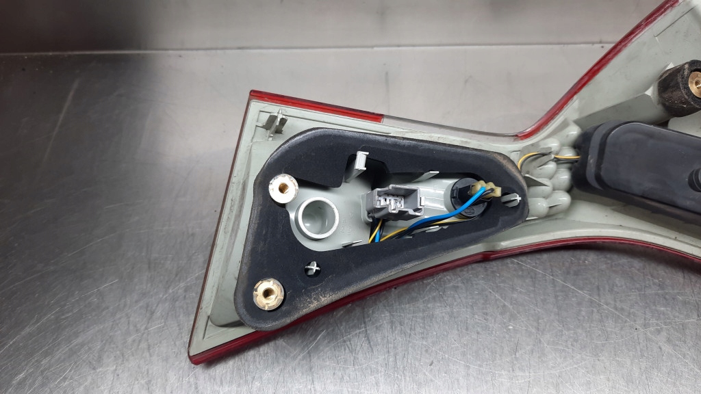 фото №13, Лампа задня задня права volvo v70 iii 2.5t 07r fwd