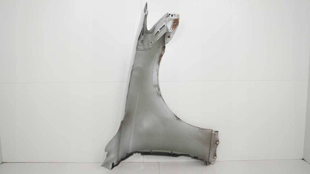 Крыло  левое  перед lexus is 2 рестайлинг  10-13r 074 Киев