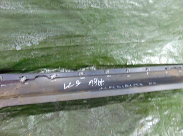 фото №5, Молдинг накладка порог правый перед mazda tribute