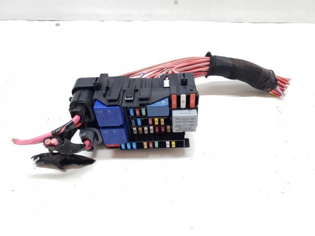 фото №1, Коробка предохранителей renault scenic iii 1.5 dci