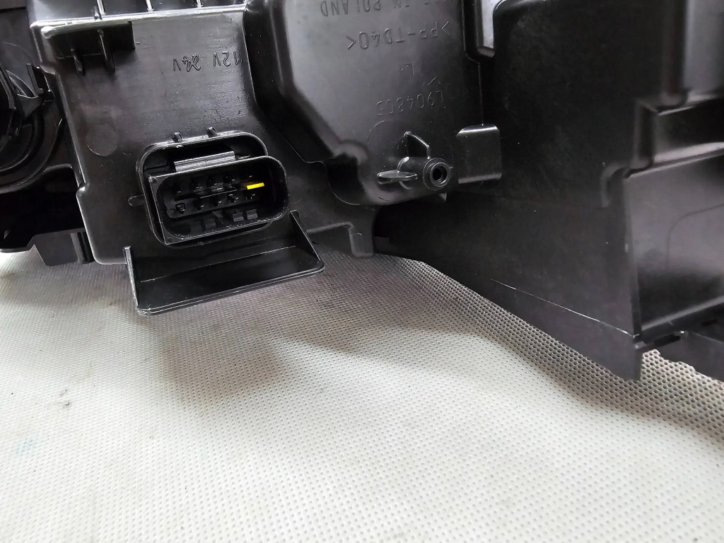 Citroen e-c3 c3 iv 4 фара перед передня ліва full led європа 9851349180 Недорого