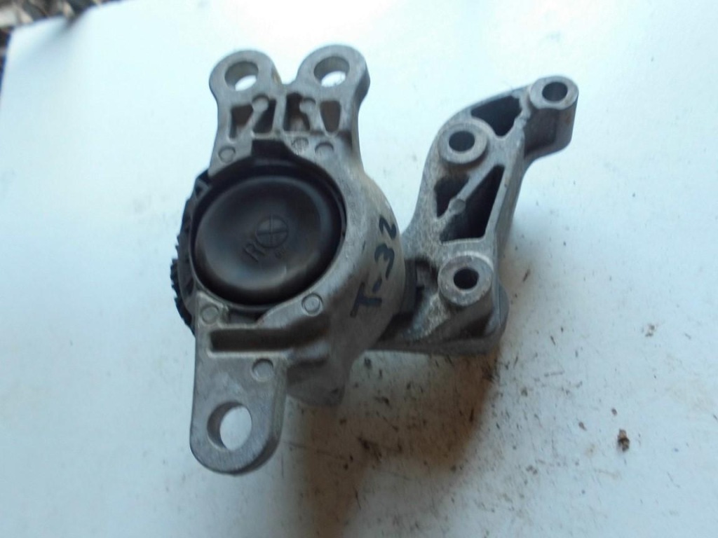 фото №1, Кронштейн подушка двигуна nissan x-trail t32 4ba0a