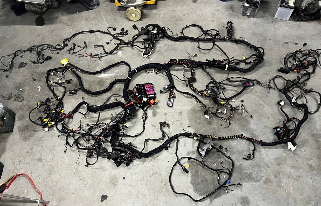 фото №1, Жгут трубопровод кабины audi a8 d4