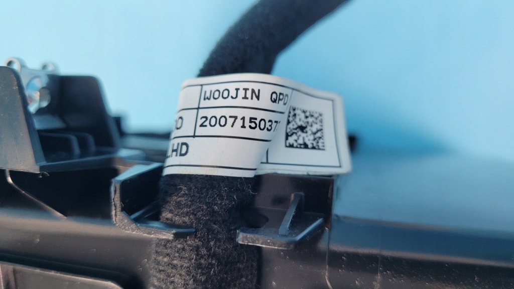 Kia sorento iv 1.6t-gdi 20r бардачок полка туннель среднего 84681-p2000 в Украине