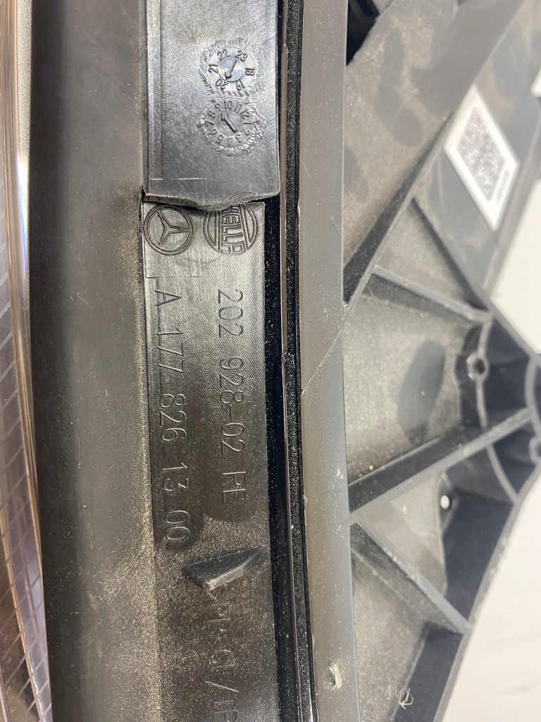 Mercedes a klasa 177 perrformance led правый перед Киев