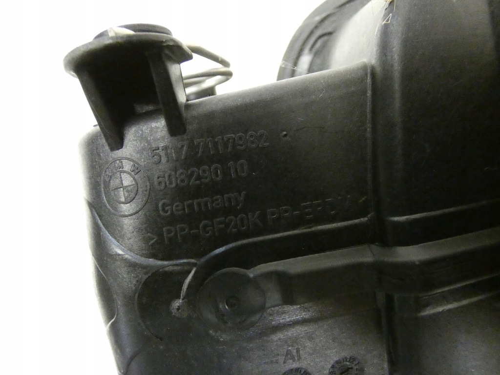 фото №4, Bmw e92 крышка заливной топлива titansilber