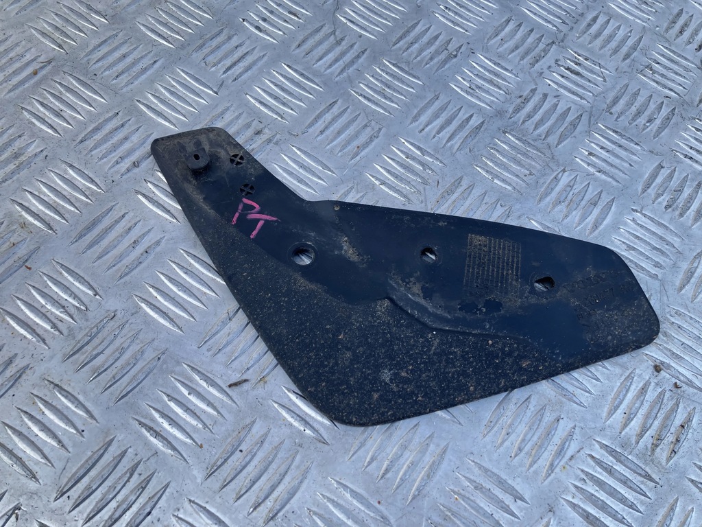 фото №1, Брызговик правый задняя задний volvo ec40 c40