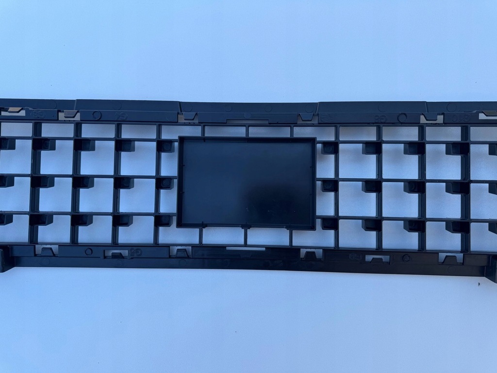 фото №9, Hyundai kona решітка бампера 86531fh700