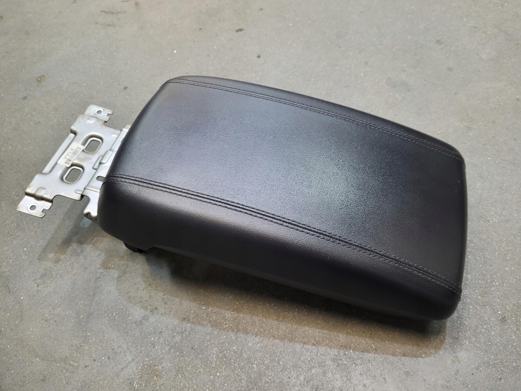 фото №1, Подлокотник ssangyong tivoli xlv 1.6 d e-xdi