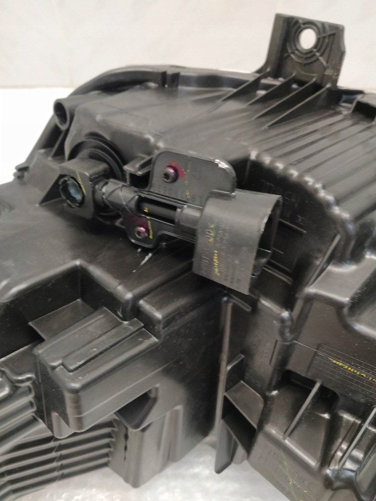 фото №10, Лампа фара перед led правая ford mustang mach-e