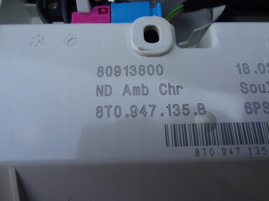 фото №5, Лампа стельовий освітлення кабіни 8t0947135b audi a4 b8 a5 q5 s line