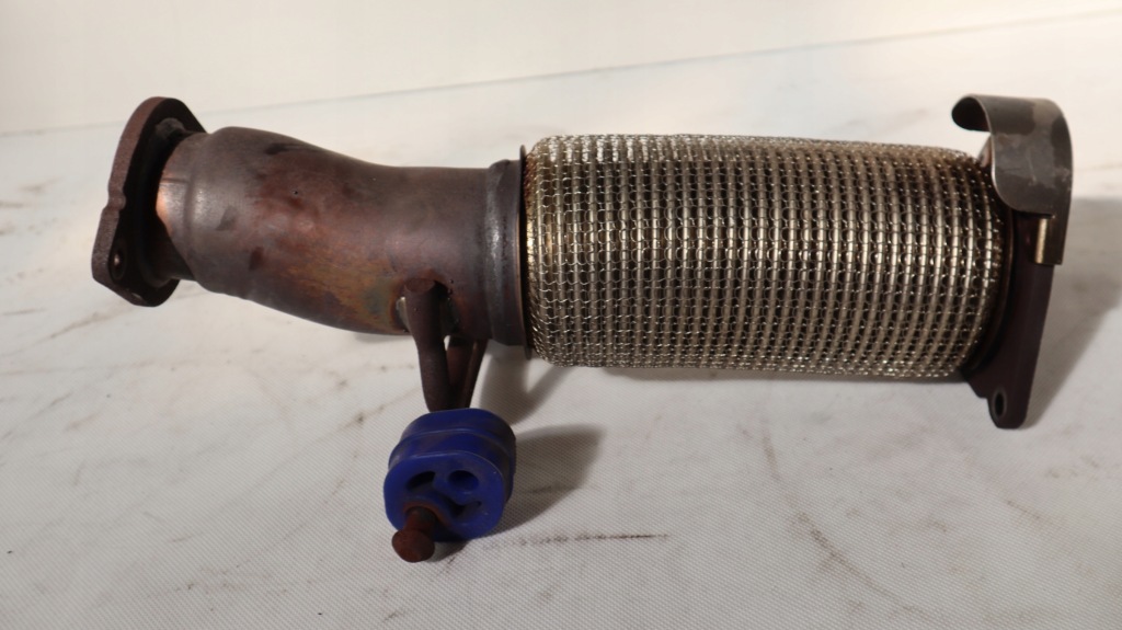 Купити Volvo v60 2 2.0 t6 plug in hybrid труба вихлопна з'єднувач гнучкий