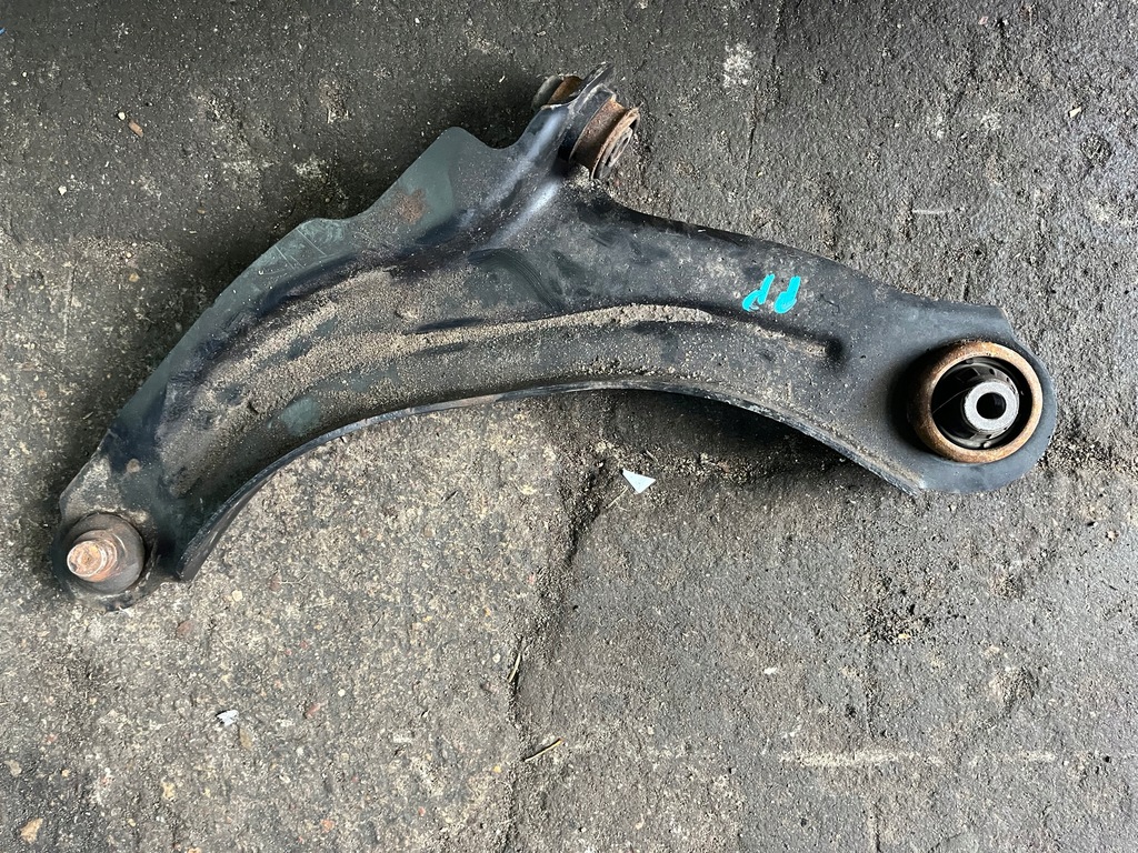 фото №2, 232 renault clio iv рычаг передний перед правый