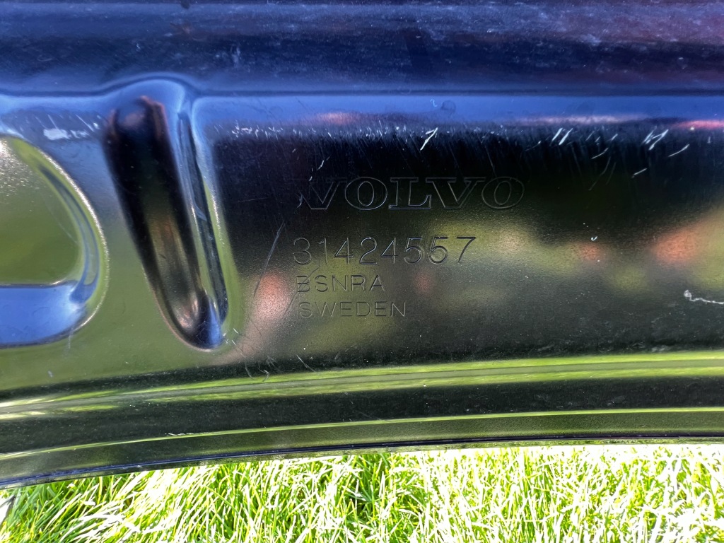 Volvo xc60 2 2 17- капот крышка двигателя оригинал Цена
