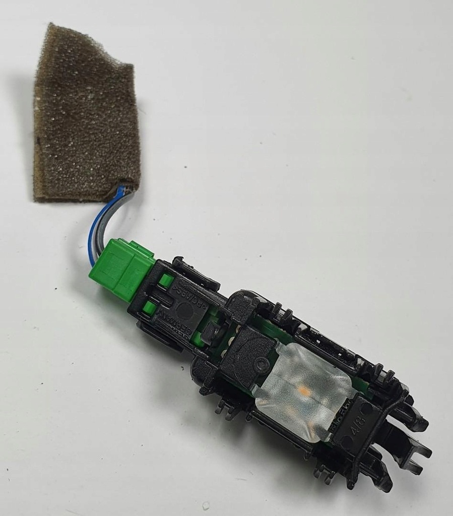 фото №1, Лампа освещение салона volvo v70 iii 1286317