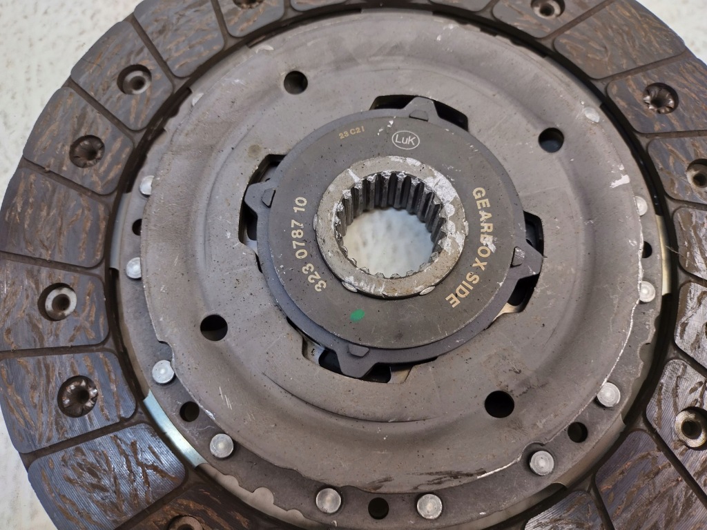 фото №13, Bmw 4 f36 gran coupe 14-17 2.0 n47d20c комплект сцепления luk