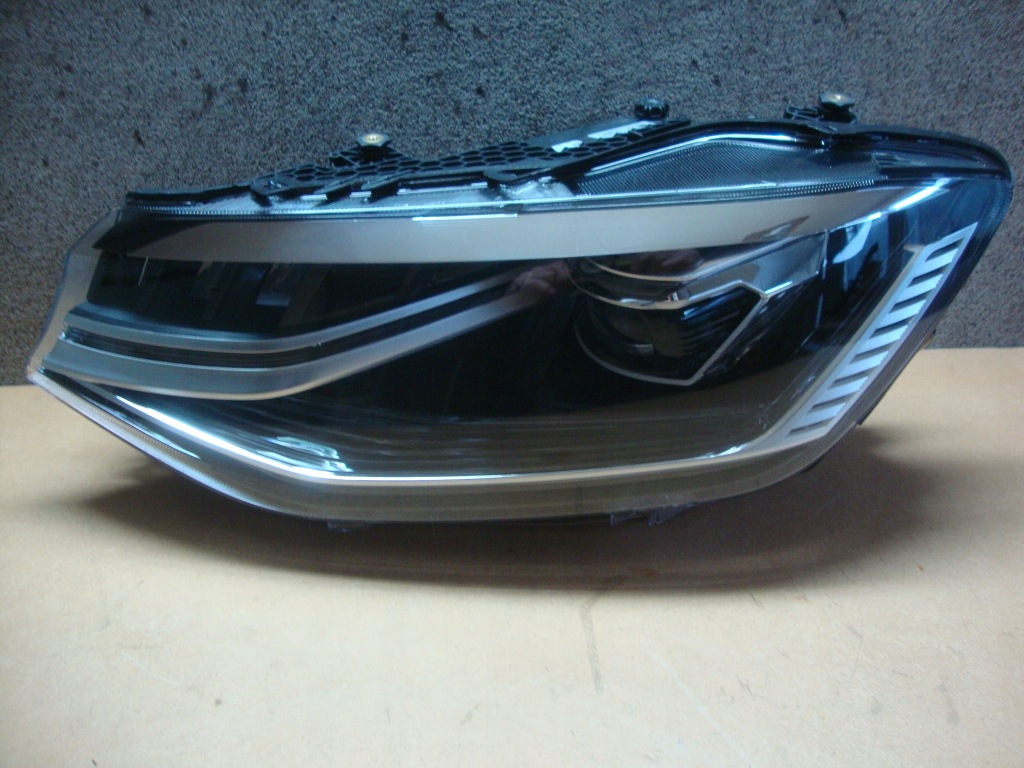 фото №1, Vw caddy 2k7 ксенон led комплектная 2k8941035aa