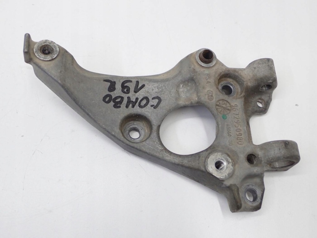 фото №1, Кронштейн кронштейн кронштейн генератора berlingo iv opel combo e 1.6d bh02 19r