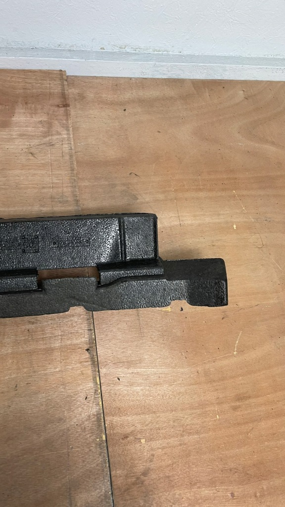 Opel insignia універсал абсорбер бампера заднього задній 133173397 Оригінал