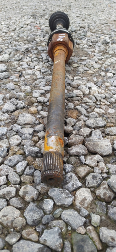 фото №2, Jaguar f-pace f pace 2.0d приводной вал правая перед передняя