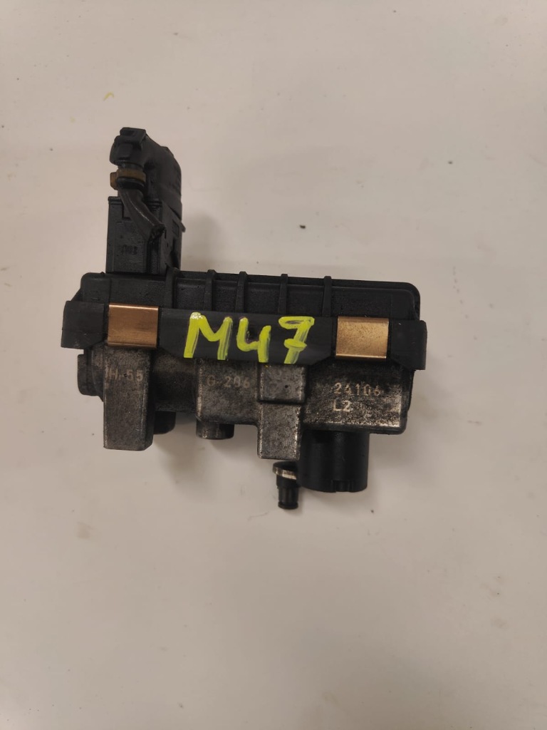 Купити Bmw e60 712120 6nw008412 регулятор турбіни
