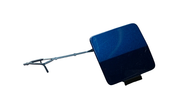 фото №1, Skoda scala 19- заглушка бампера фаркоп задня