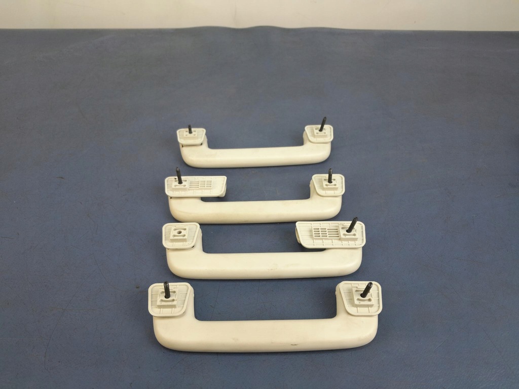 фото №2, Ford mondeo mk5 ручки крепления потолочный