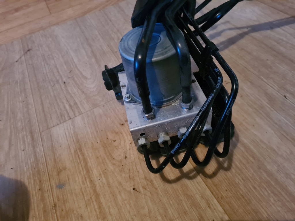 фото №1, Насос блок управления abs volvo xc40 ii 31445741