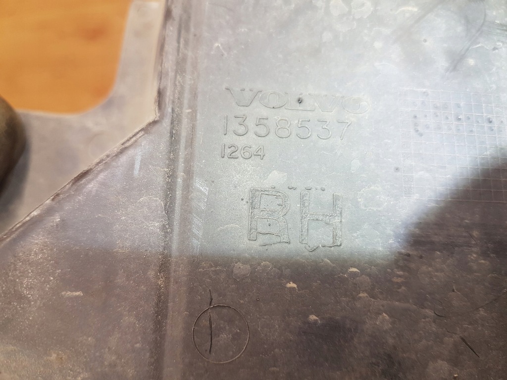 фото №12, Захист радіатора 2szt комплект volvo 740