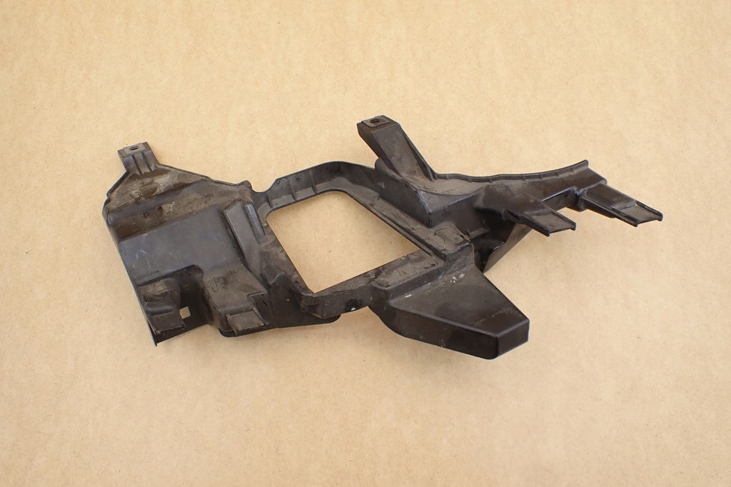 фото №8, Bmw 7 e65 lift lci направляющая кронштейн лампы правый перед 161698