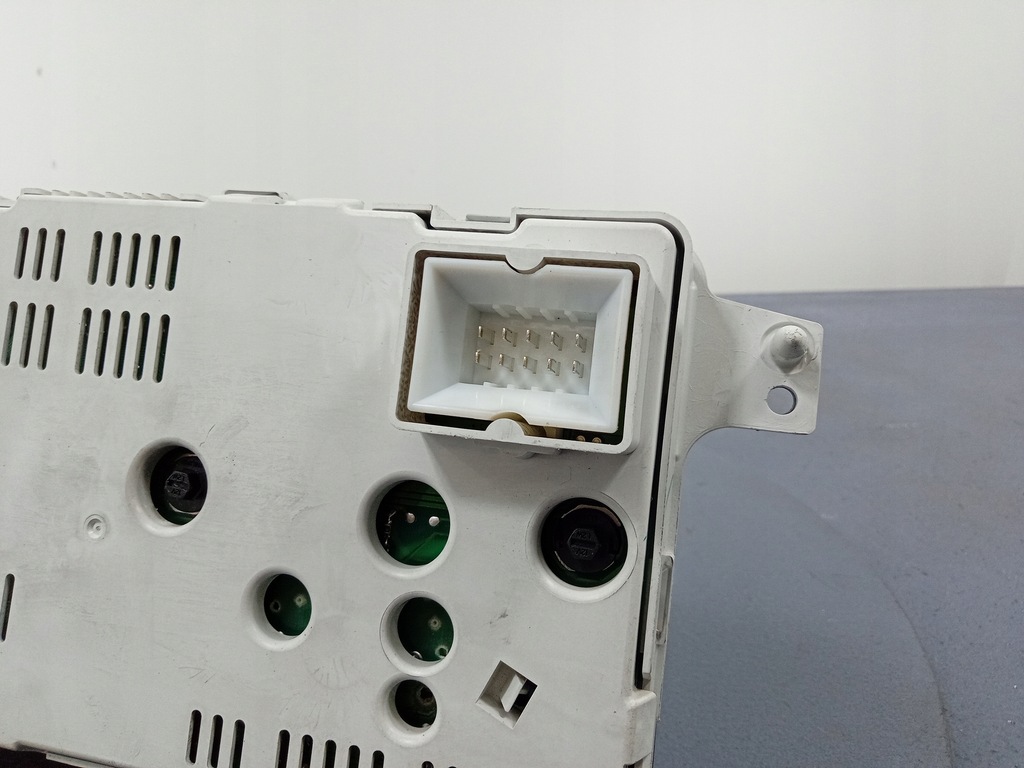 фото №4, Pt cruiser 2.0 16v счетчик приборы eu 04671535ah