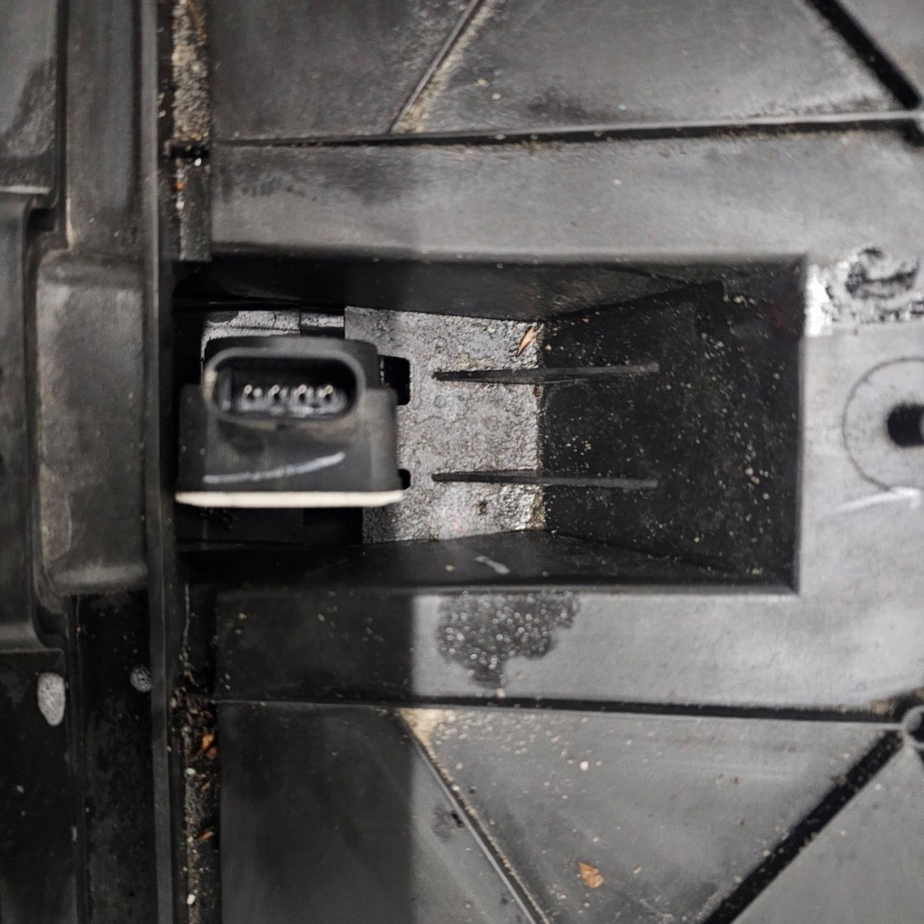 фото №10, Впуск жалюзі tesla model s plaid 2023r 1606888-00-b