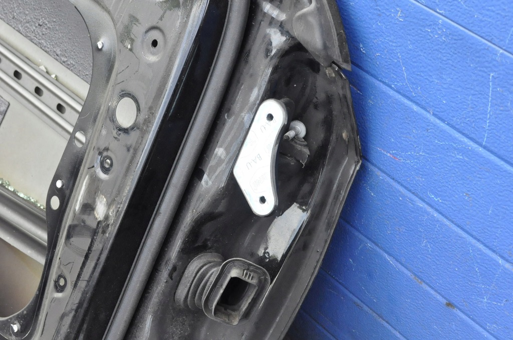 фото №9, Mercedes w176 двері лівий перед ліва передні