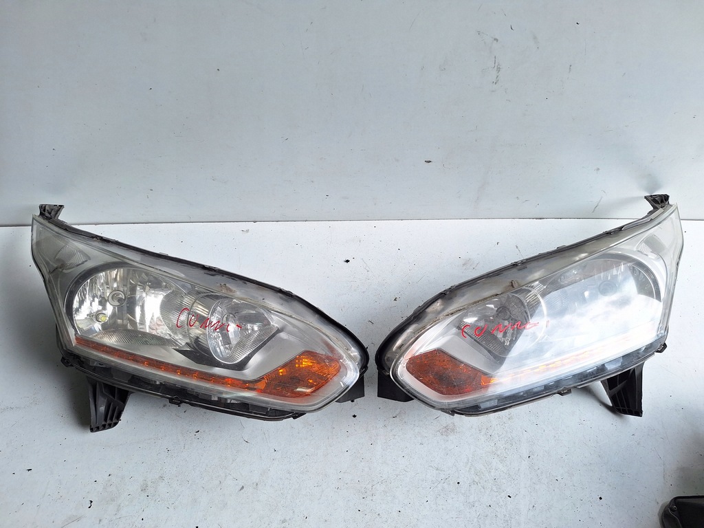 фото №1, Ford tourneo connect mk2 13-17 лампа левая uk