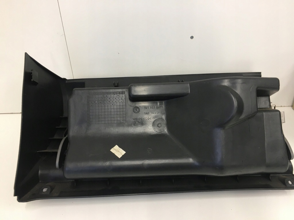 фото №12, Skoda octavia i бардачок пассажира eu 1u1857097b szary