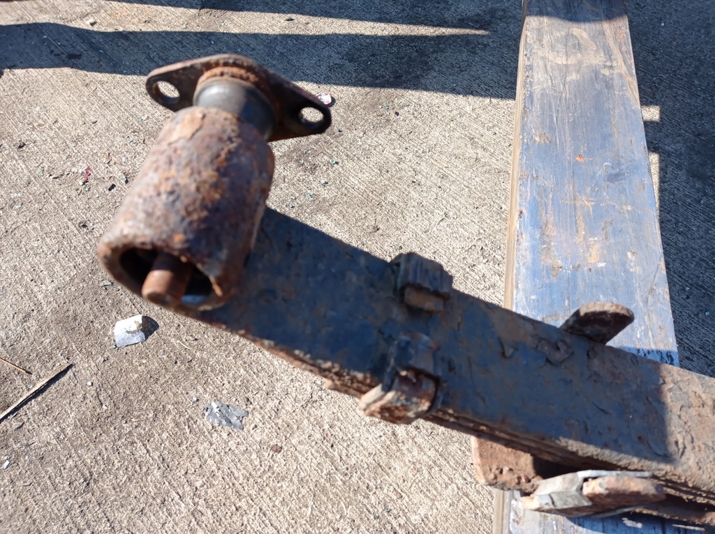 фото №3, Ресора kia k2700 4 щітки