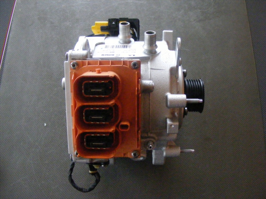 Купить Генератор peugeot citroen 9676536980