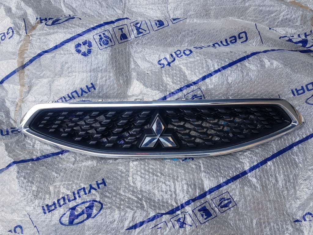 фото №1, Решётка радиатора решётка радиатора решётка радиатора mitsubishi spacestar space star ii 2 6402a380 lift lifitng