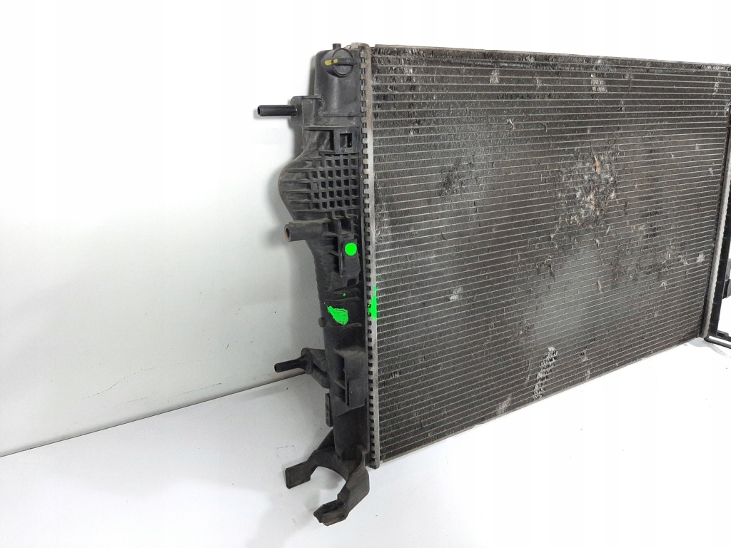 Купить Renault scenic 3 рестайлинг  xmod 1.6dci 13r радиатор воды 214101448r