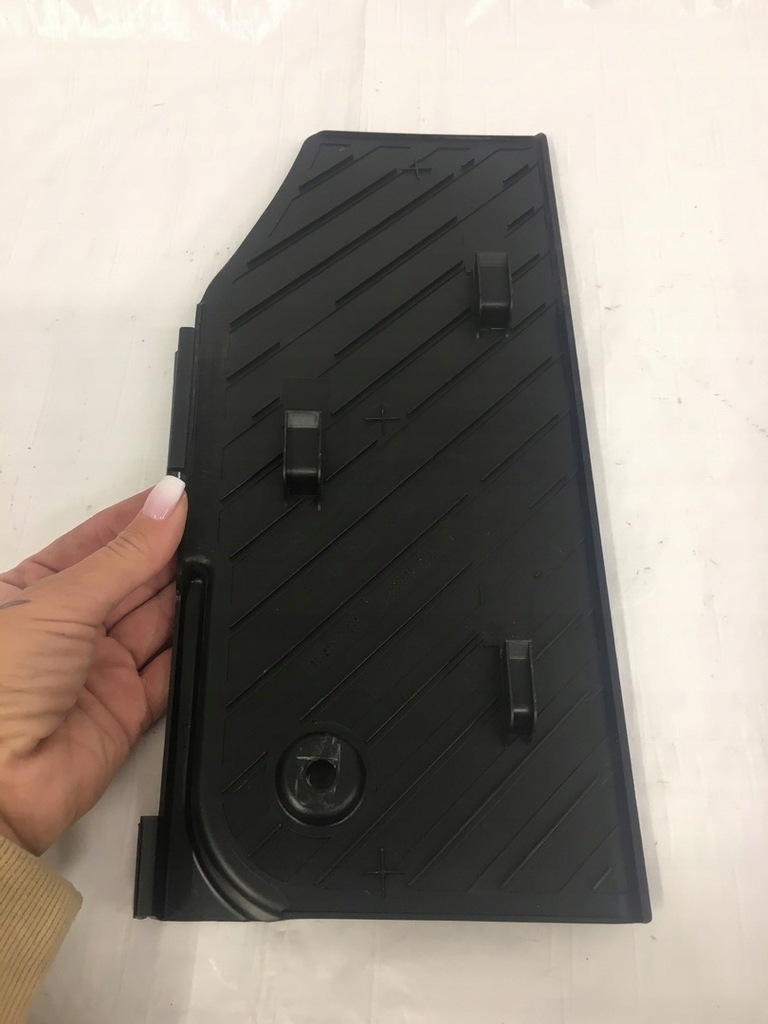 фото №13, Audi a3 8l podstopek підніжка 8l1864777a