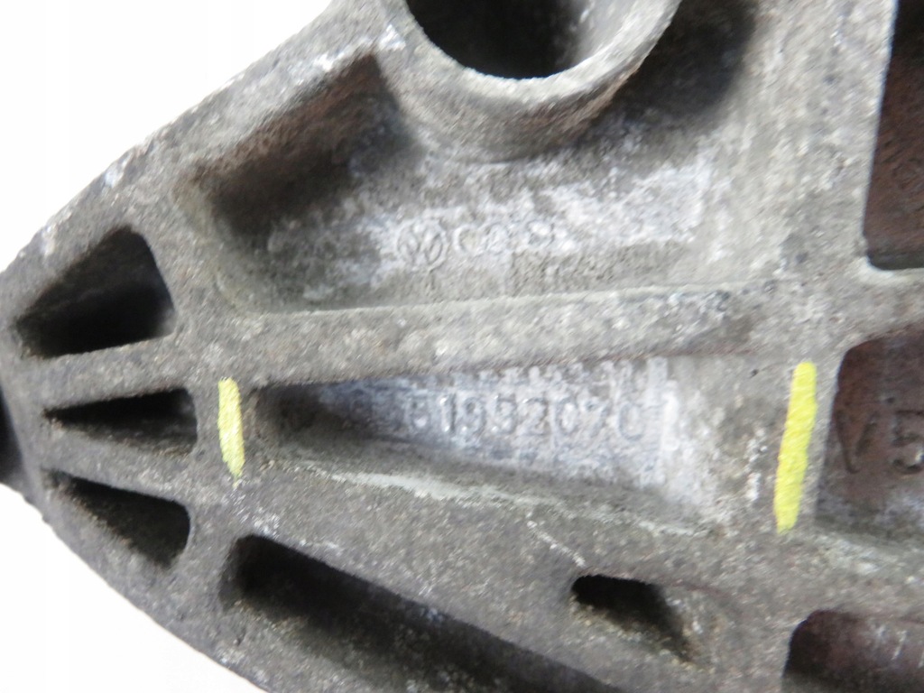 фото №5, Кронштейн двигуна audi a2 1.4 tdi 045199207g