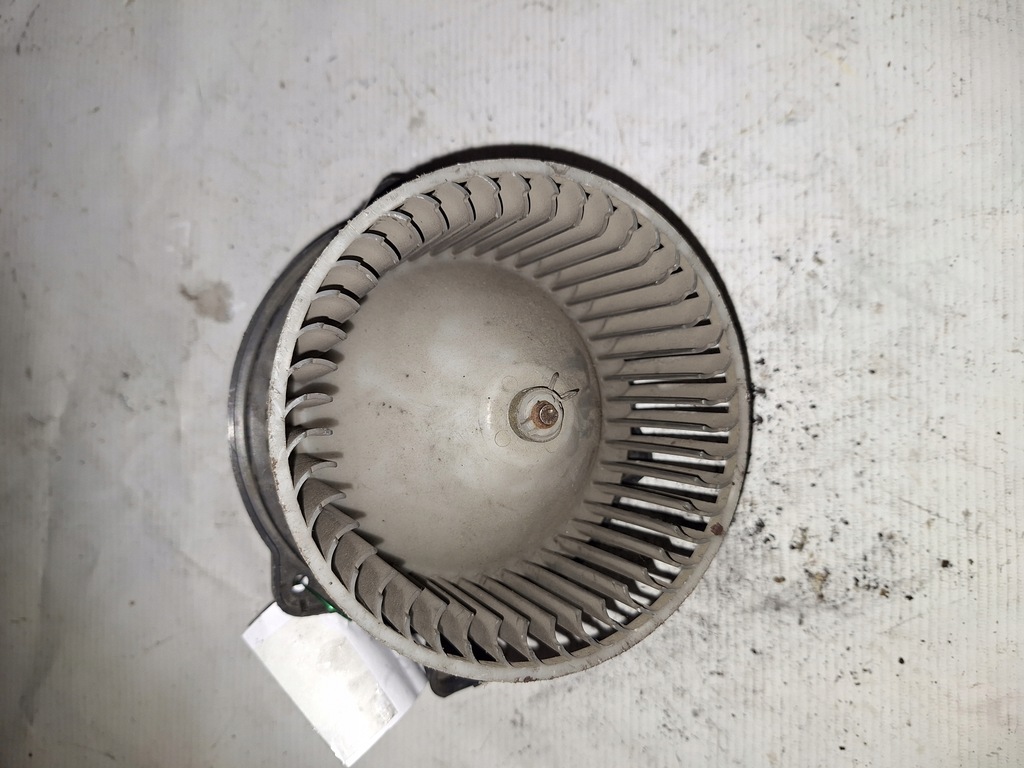 фото №1, Вентилятор салонный mazda