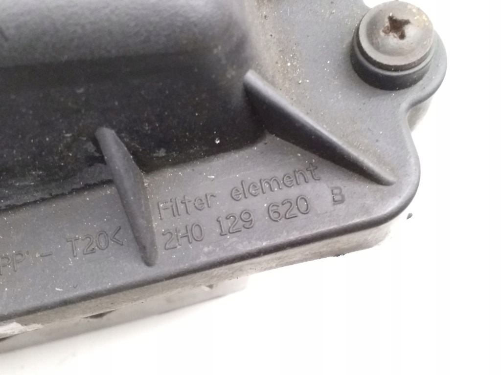 Корпус фильтра воздуха volkswagen amarok 2h0129620b Киев