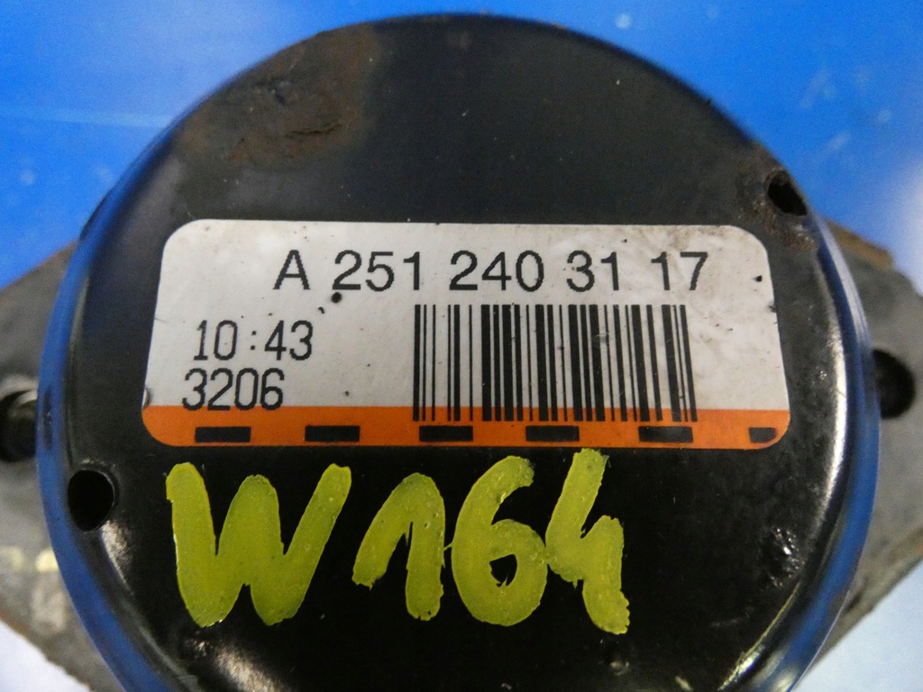 фото №1, Mercedes ml w164 r w251 подушка двигуна