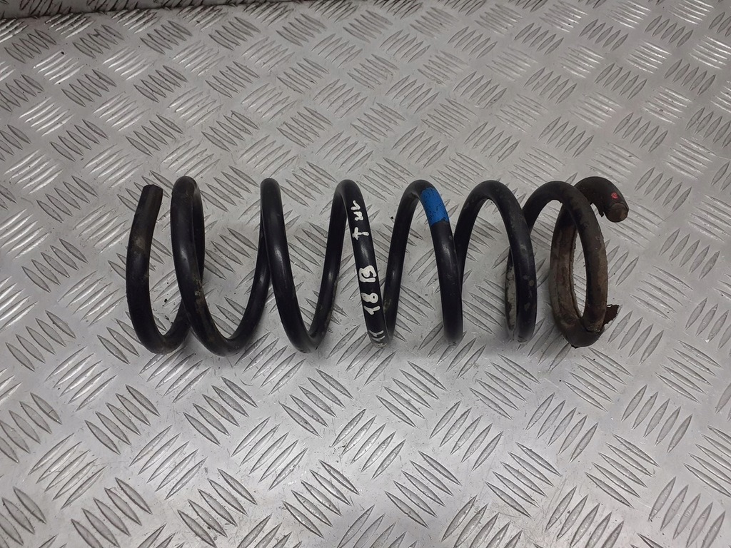 фото №1, Пружина задняя nissan primera p11 1.8