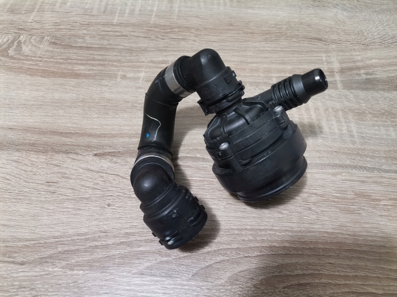 фото №1, Bmw дополнительная насос wody 67988501