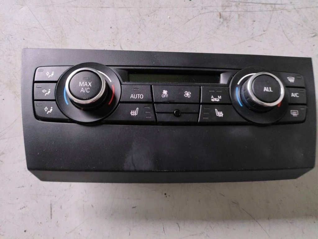 Купити Панель керування обдув кондиціонера bmw e90 e92 e93 9242411