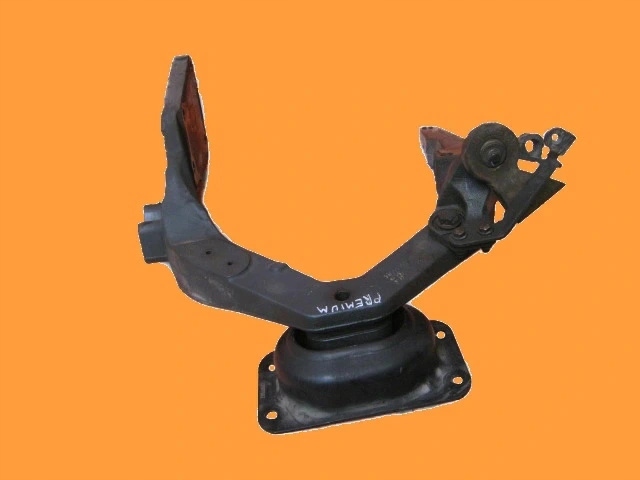 Купить Renault premium dxi подушка двигателя кронштейн перед