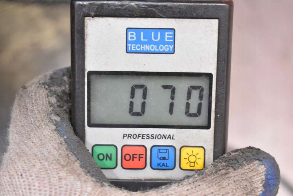 фото №12, Крышка багажника багажника задняя задняя czarna volvo v50 04-12