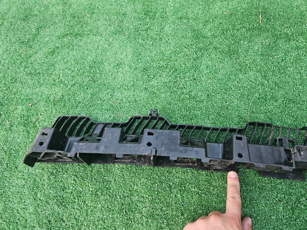 фото №9, Направляющая бампера задняя seat ibiza v 5